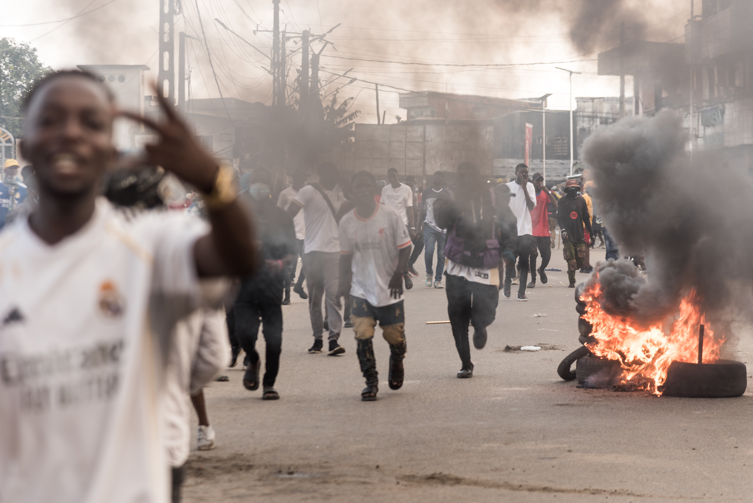 Actualité - YAOUNDÉ – Première audience des 77 manifestants interpellés : une séance expéditive, renvoyée faute de traducteurs