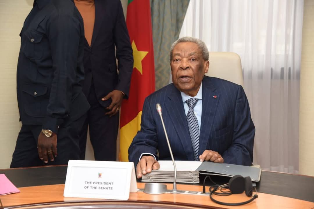 Actualité - 𝐌𝐀𝐑𝐂𝐄𝐋 𝐍𝐈𝐀𝐓 𝐍𝐉𝐈𝐅𝐄𝐍𝐉𝐈 𝐒’𝐄𝐒𝐓 𝐄́𝐓𝐄𝐈𝐍𝐓 𝐀̀ 𝟗𝟐 𝐚𝐧𝐬:𝐋𝐞 𝐂𝐚𝐦𝐞𝐫𝐨𝐮𝐧 𝐩𝐞𝐫𝐝 𝐮𝐧𝐞 𝐟𝐢𝐠𝐮𝐫𝐞 𝐦𝐚𝐣𝐞𝐮𝐫𝐞 𝐝𝐞 𝐬𝐚 𝐯𝐢𝐞 𝐩𝐨𝐥𝐢𝐭𝐢𝐪𝐮𝐞