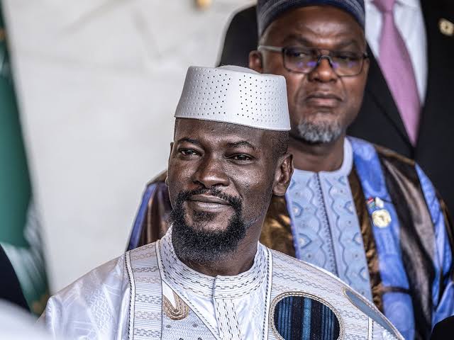 Actualité - 𝐆𝐔𝐈𝐍𝐄́𝐄: 𝐋𝐞𝐬 𝐞́𝐥𝐞𝐜𝐭𝐢𝐨𝐧𝐬 𝐥𝐞́𝐠𝐢𝐬𝐥𝐚𝐭𝐢𝐯𝐞𝐬 𝐞𝐭 𝐋𝐨𝐜𝐚𝐥𝐞𝐬 𝐫𝐞𝐩𝐨𝐫𝐭𝐞́𝐞𝐬