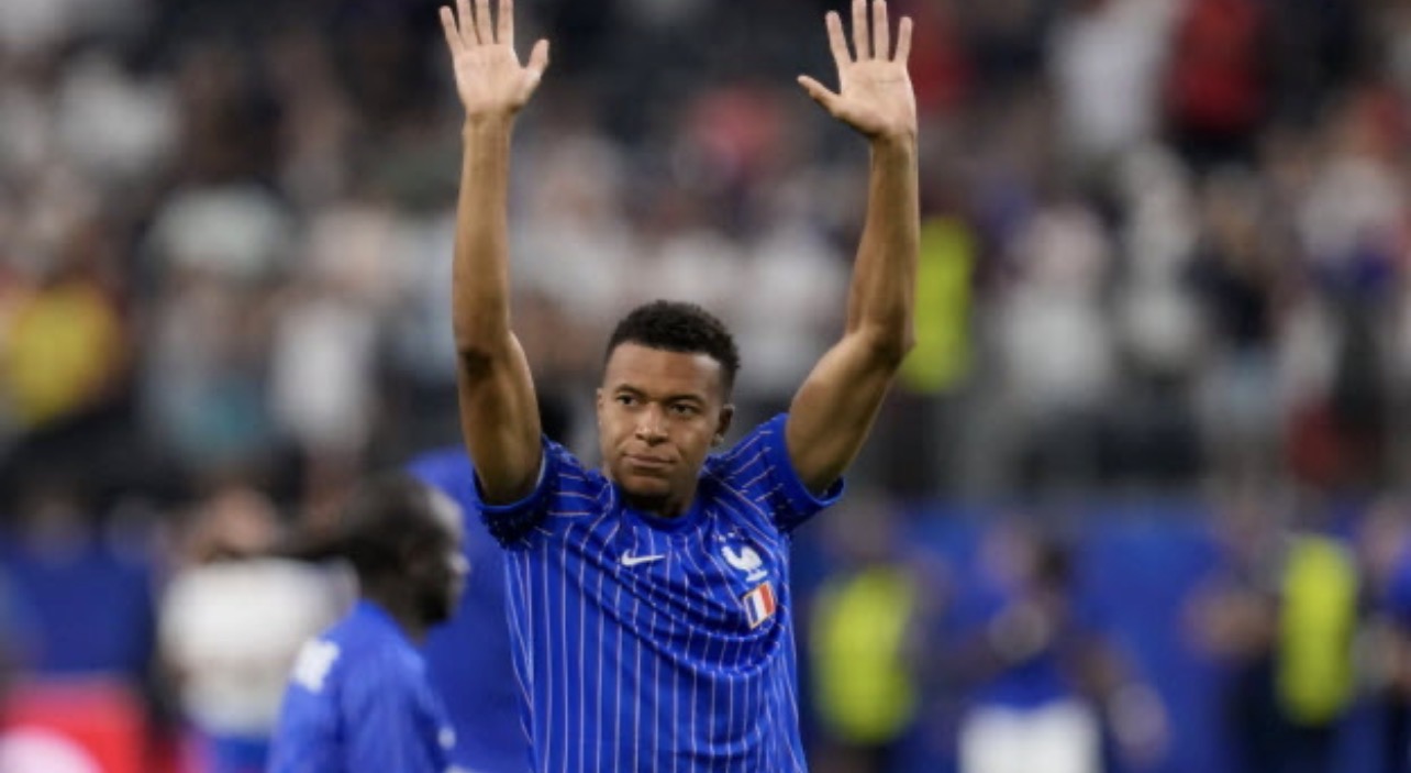 Actualité - Cruel 14 juillet pour les Bleus, surclassés par l'Espagne à Dallas