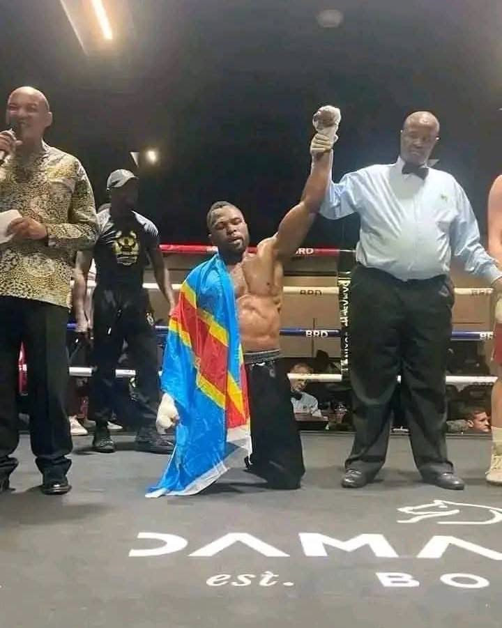 Actualité - Afrique du Sud : le boxeur congolais Roméo Katompa meurt dans une attaque présumée à caractère xénophobe