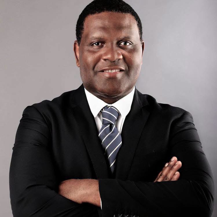 Actualité - Christian Ntimbane Bomo estime que le Conseil constitutionnel pourrait constater une vacance de la présidence pour démission implicite
