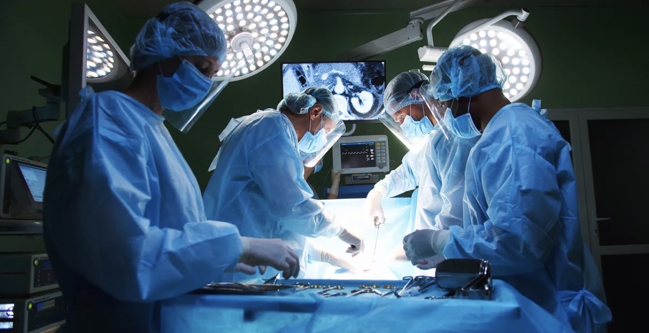 Actualité - UN CHIRURGIEN DANS LA LIGNE DE MIRE DE SES ANCIENNES PATIENTES