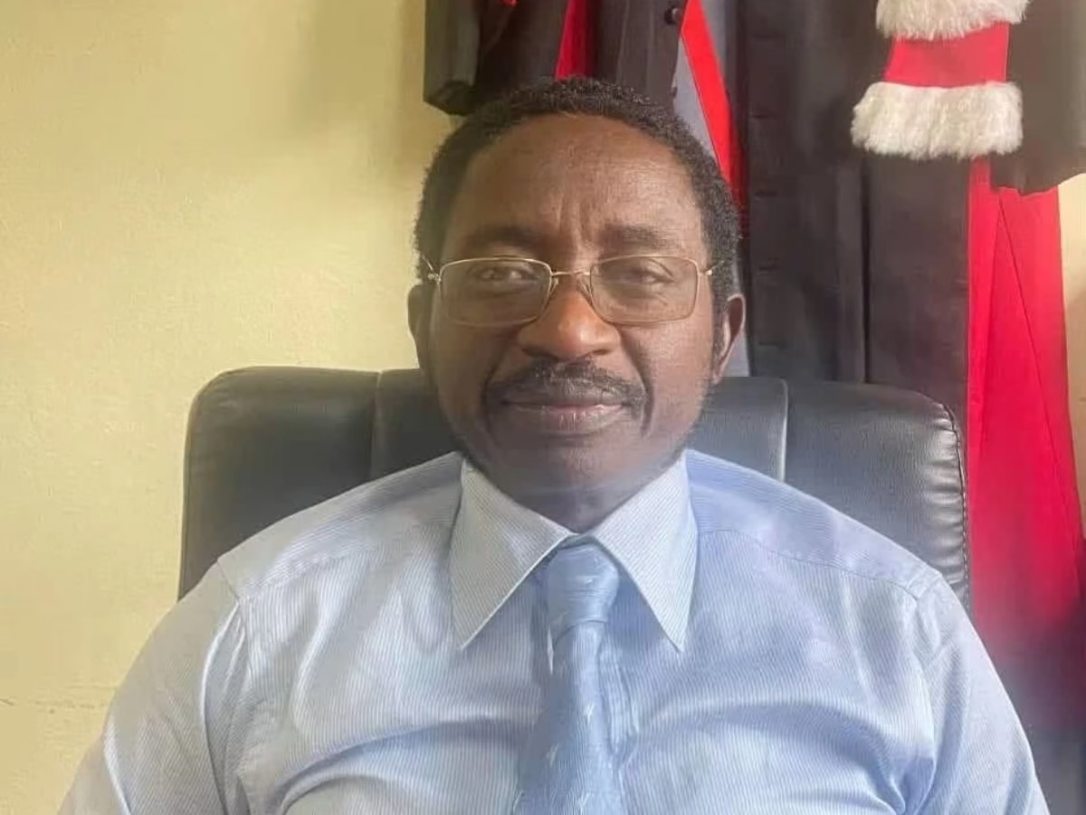 Actualité - Cameroun : Jean Calvin Aba’a Oyono annonce sa candidature aux législatives et municipales dans le Sud