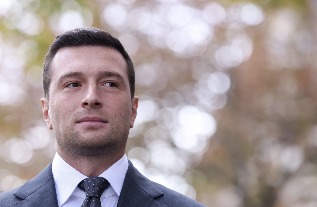 Actualité - Écrits antisémites de 2013 : Mediapart met en cause Jordan Bardella, qui dément et porte plainte