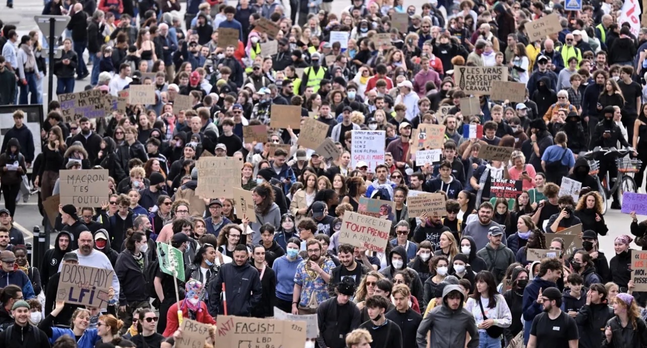 Actualité - Mobilisation sous haute tension en France : autorités et forces de l'ordre sur le qui-vive ce 24 octobre